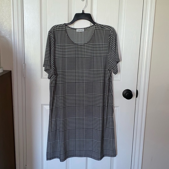 Calvin Klein black and white houndstooth tunic - Picture 1 of 7
